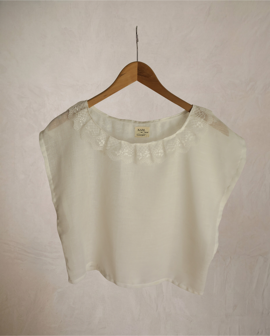 Top Blanco Volante