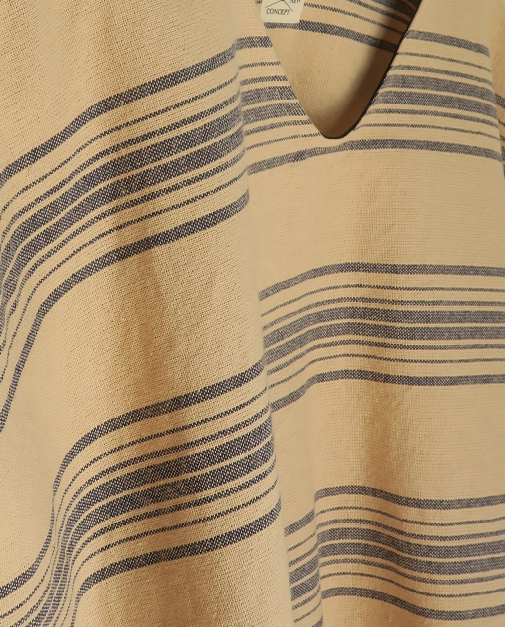 Top beige rayas horizontales