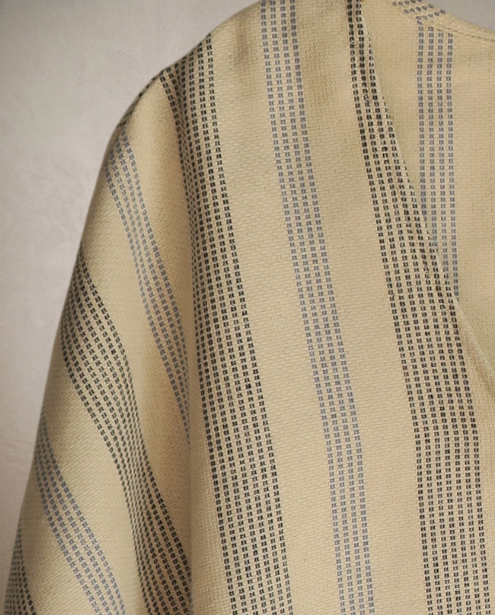 blusa/poncho beige/azul rayas