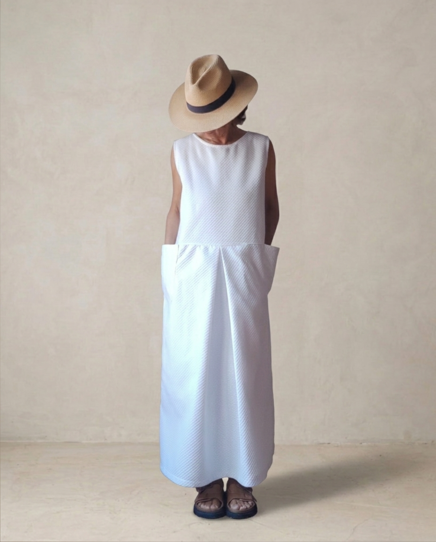 Vestido blanco  dos piezas con bolsillos